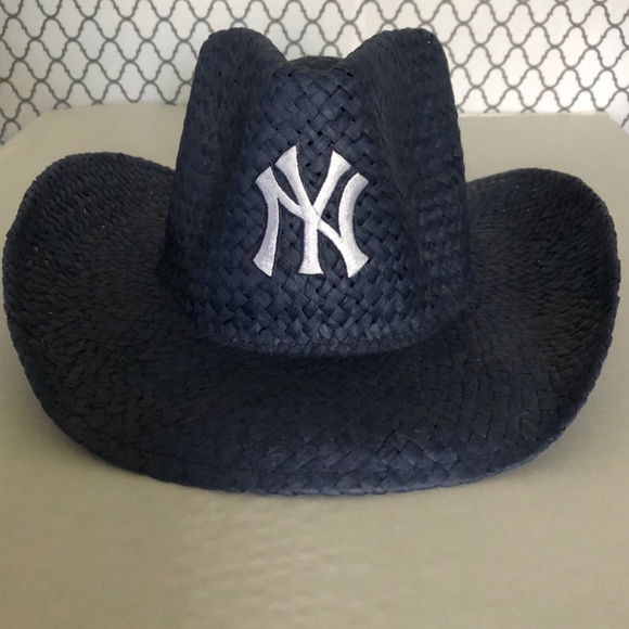 NY Yankees Straw Cowboy Hat - Picture 2 of 6